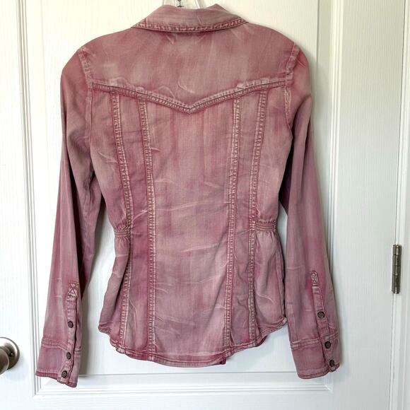 Guess Wms Small LS  Distressed Snap Front Pink Shirt Jacket Cinch Waist Grunge - Picture 2 of 9